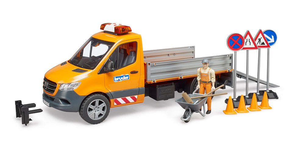 Bruder 02677 Mercedes-Benz Sprinter Municipal with Light & Sound Module, Driver and Accessories 20.12.8