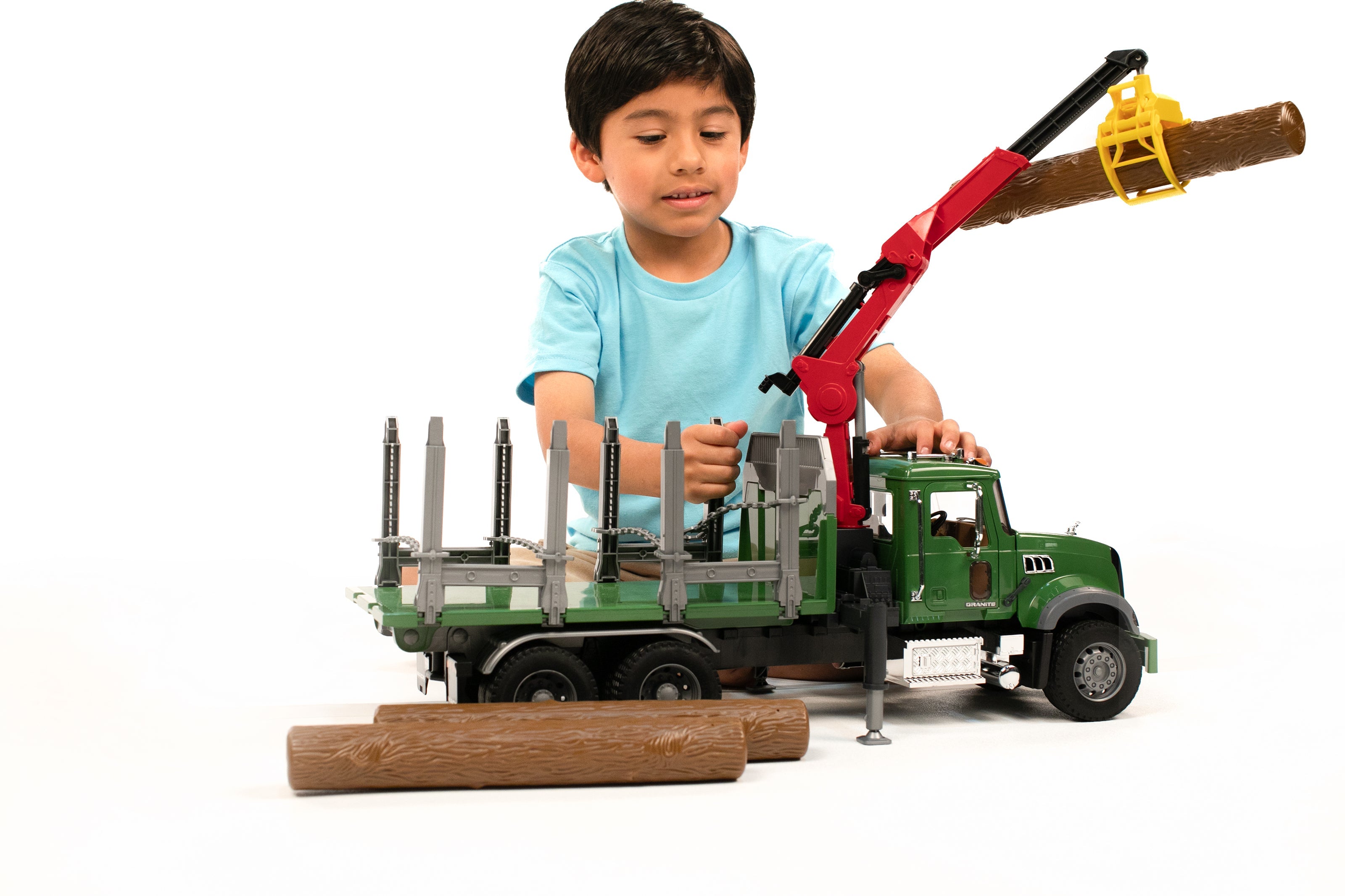 Bruder 02824 Mack Granite Timber Transport Truck with Loading Crane, Grapple and 3 Logs 28.12.10