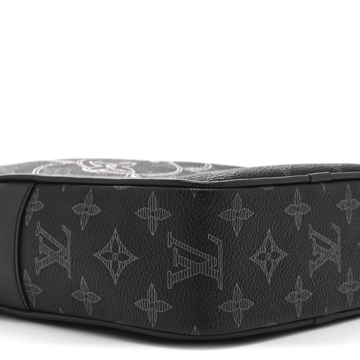 Monogram Eclipse Vivienne Danube PM
