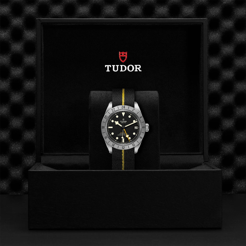 TUDOR Black Bay Pro M79470-0002