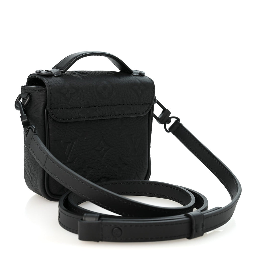 Taurillon Monogram Pico S Lock Ultra Black
