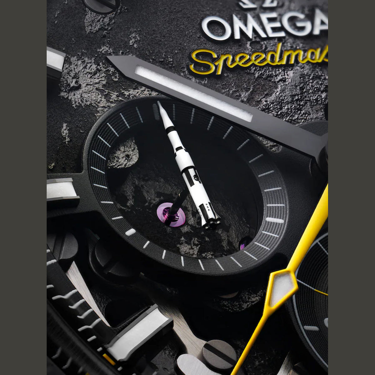 Omega Speedmaster Dark Side of the Moon Apollo 8 310.92.44.50.01.001