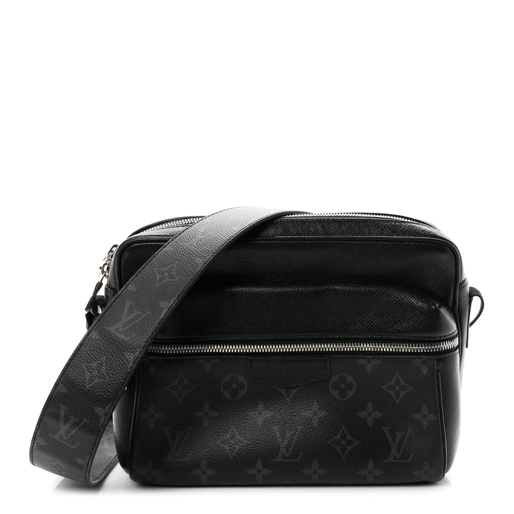 Taiga Monogram Eclipse Outdoor Messenger Black