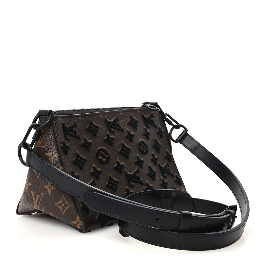 Taurillon Monogram Christopher MM Backpack Blue