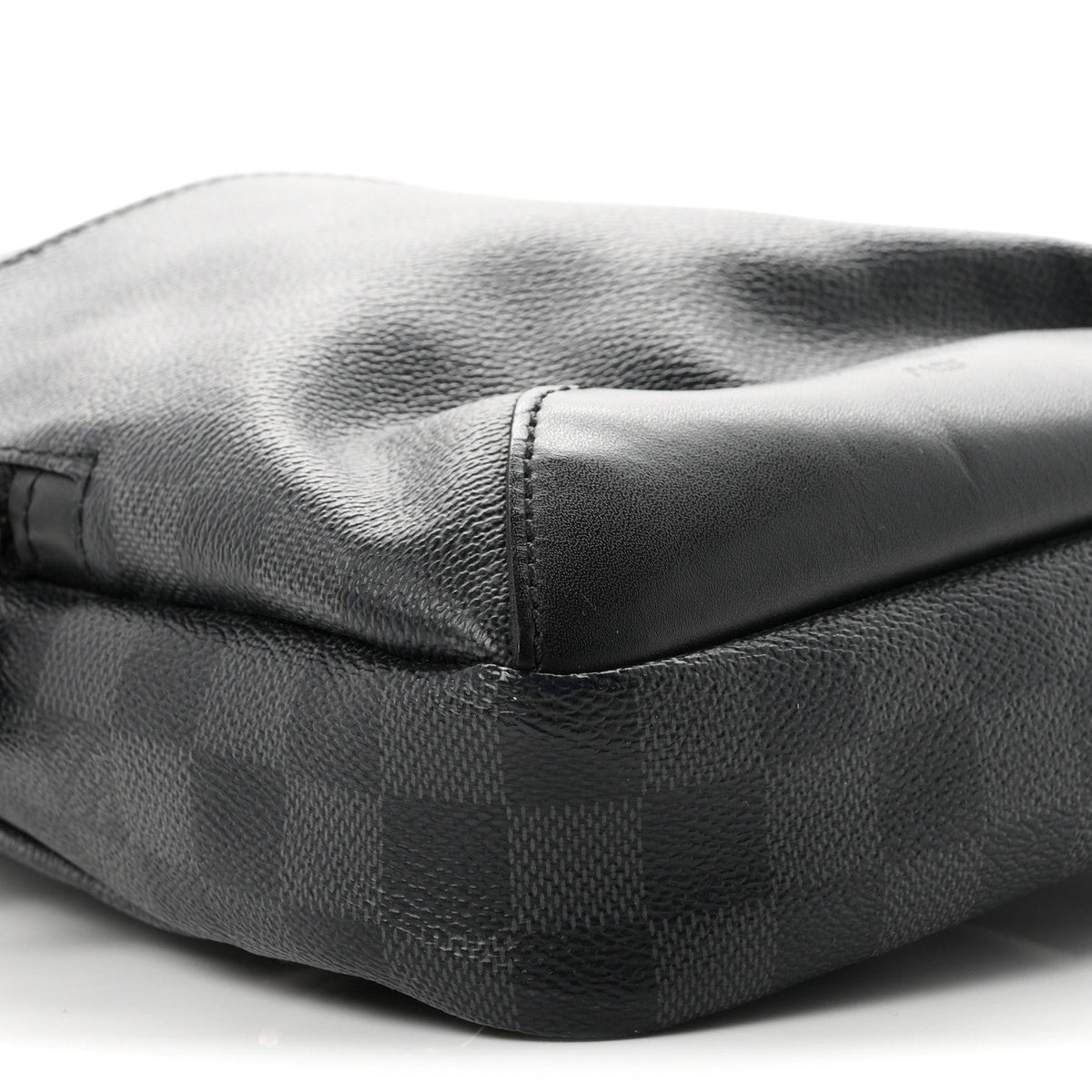Damier Graphite Avenue Sling Bag