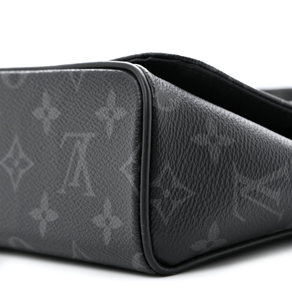Monogram Eclipse District MM