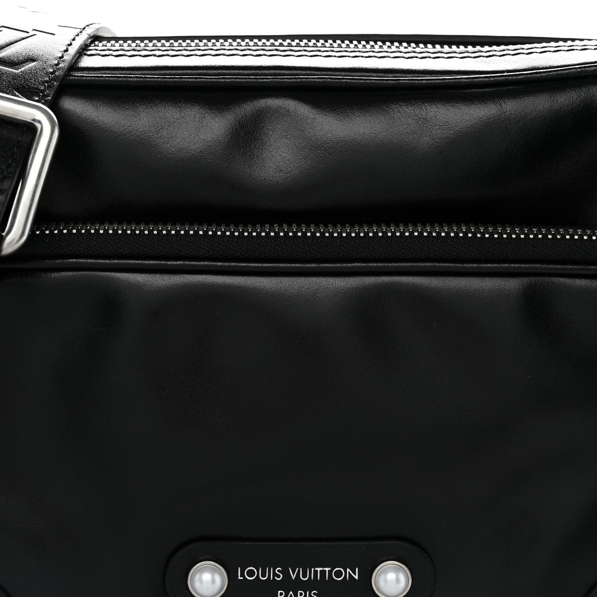 Calfskin Nil City Shoulder Bag Night Black