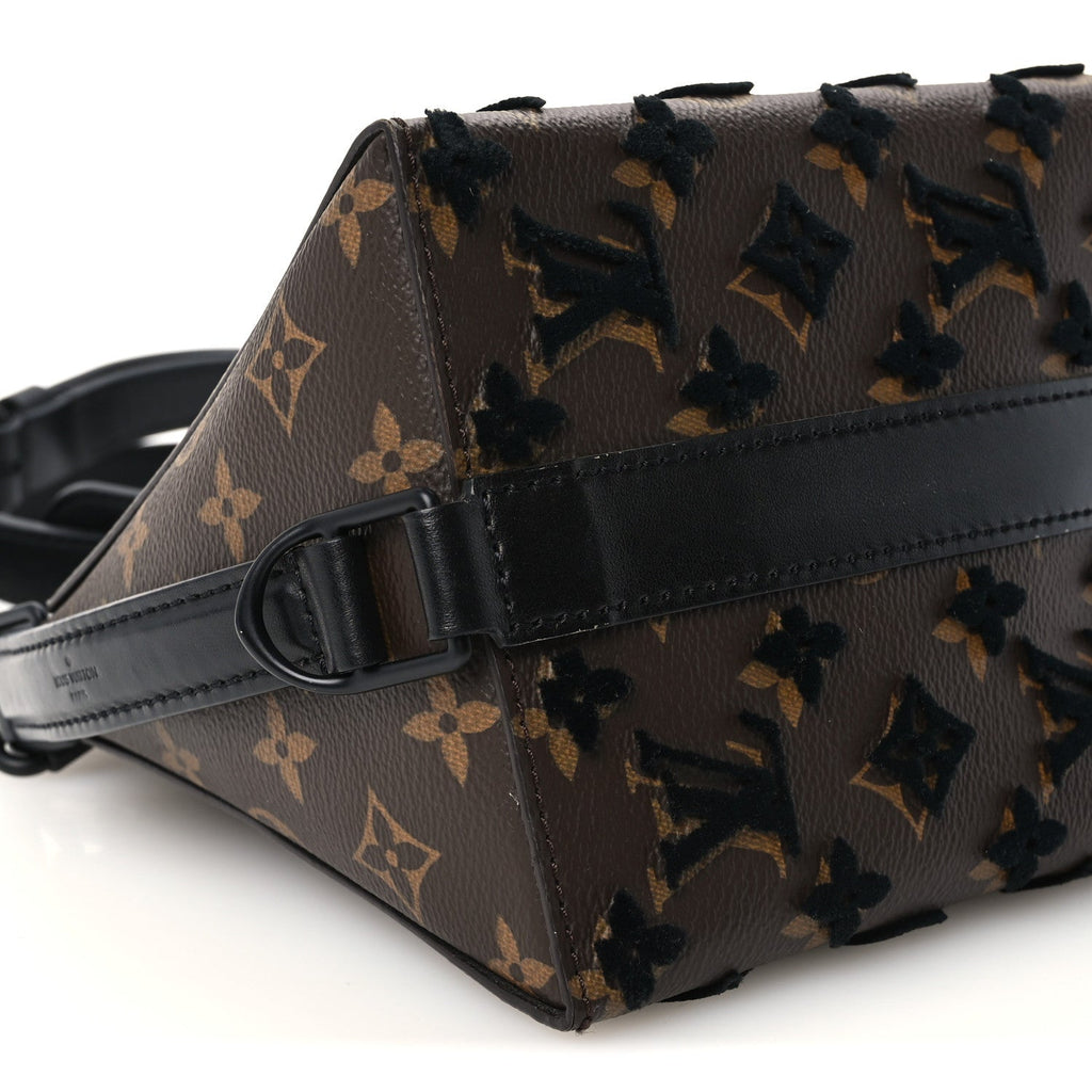 Taurillon Monogram Christopher MM Backpack Blue