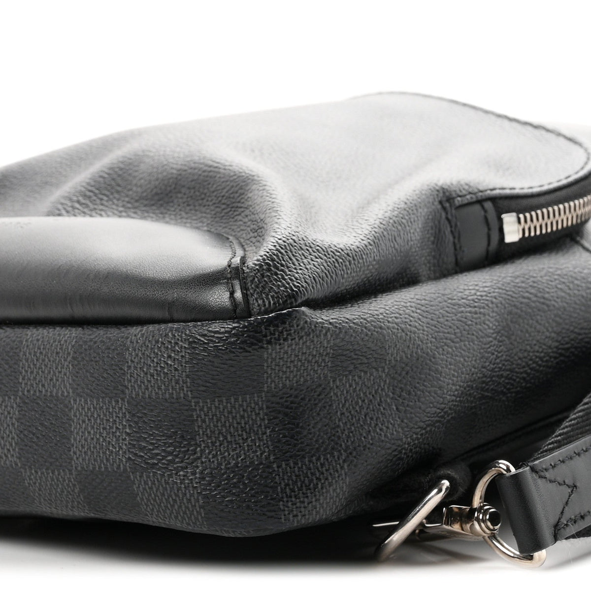 Damier Graphite Avenue Sling Bag