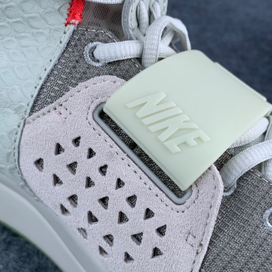Air Yeezy 2 NRG 'Pure Platinum'