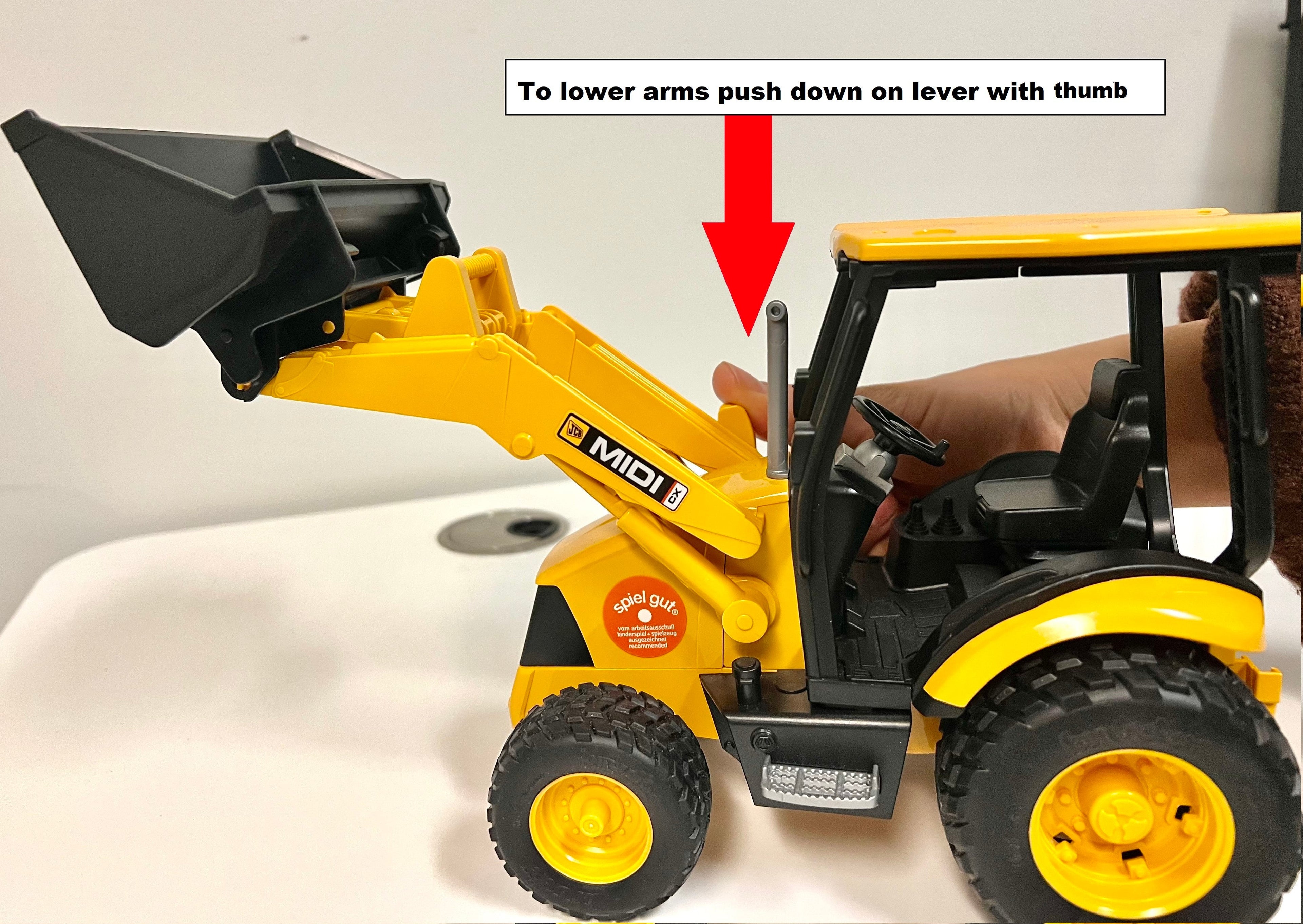 Bruder 02427 JCB MIDI CX Backhoe Loader 18.10.10