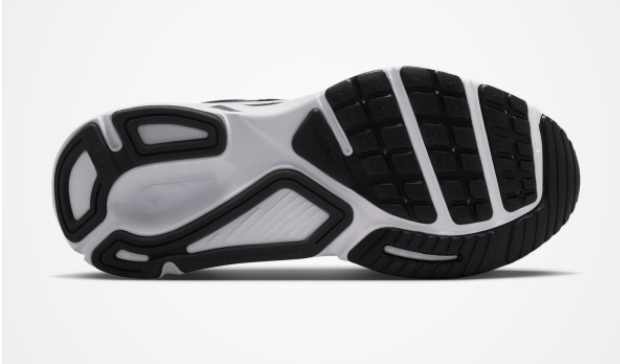 Women's Nike Structure Plus