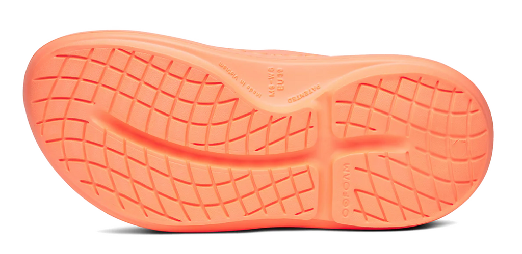 Oofos Ooyea Slide Sandal (Unisex)