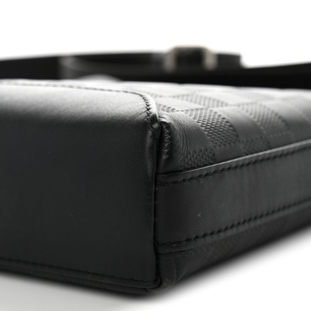 Damier Infini Discovery Messenger BB Onyx