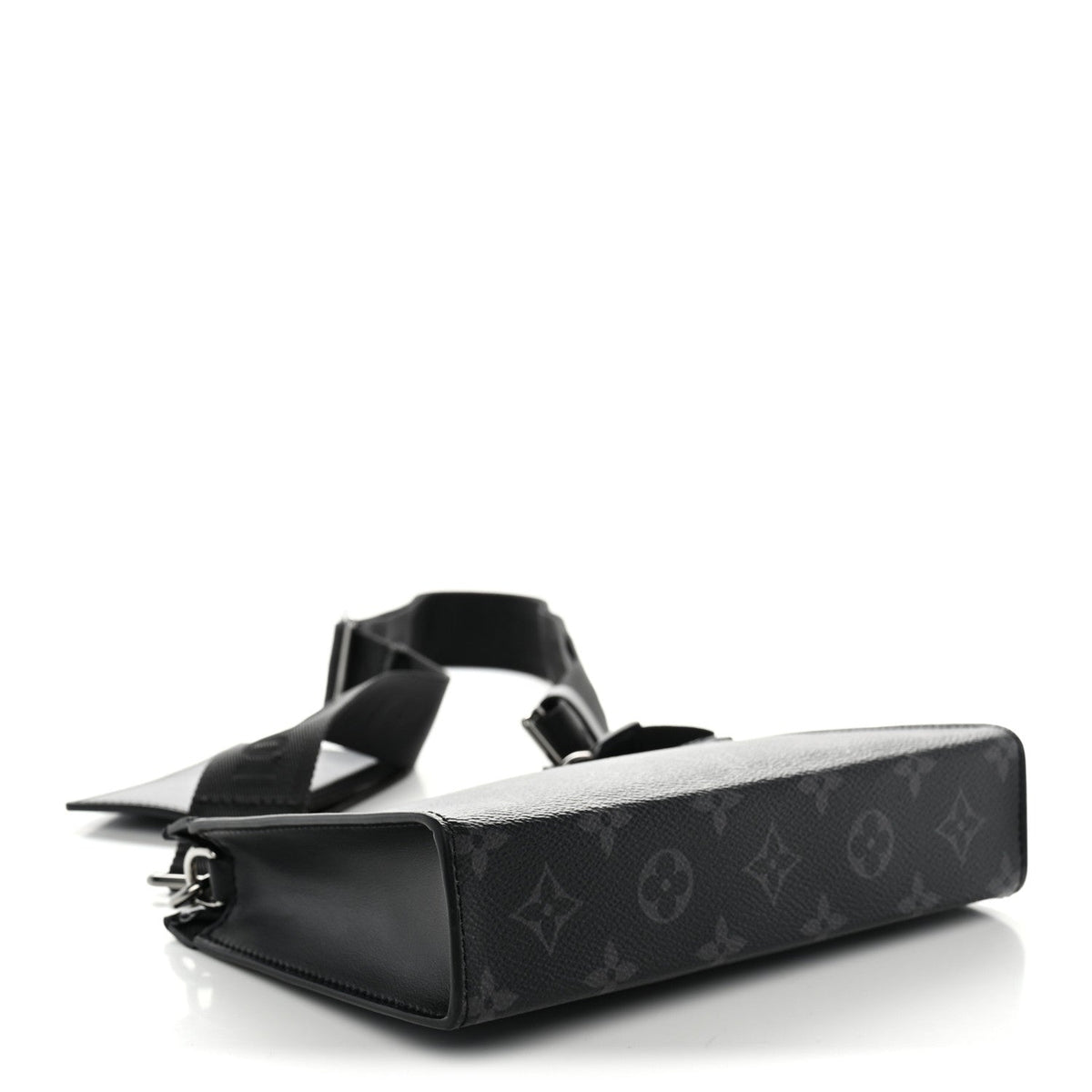 Reverse Monogram Eclipse Gaston Wearable Wallet
