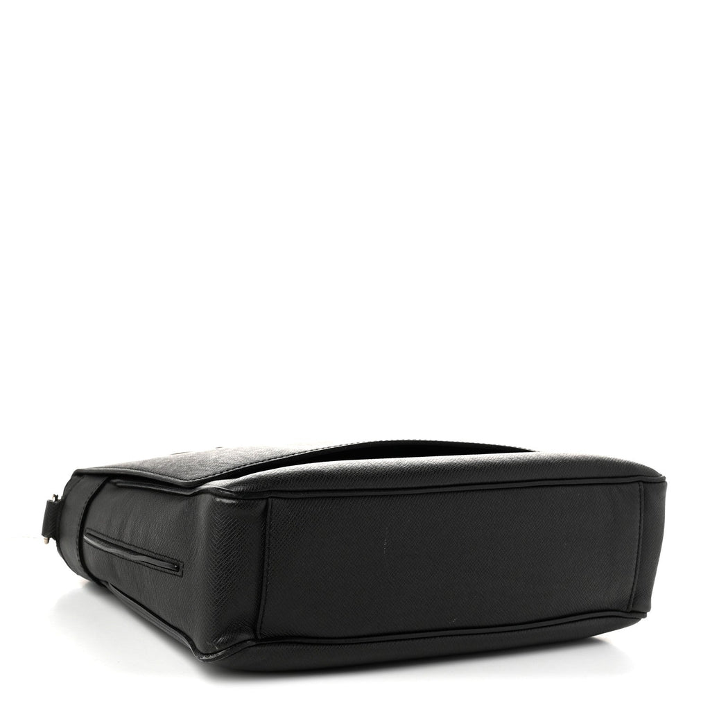 Taiga Roman PM Messenger Black