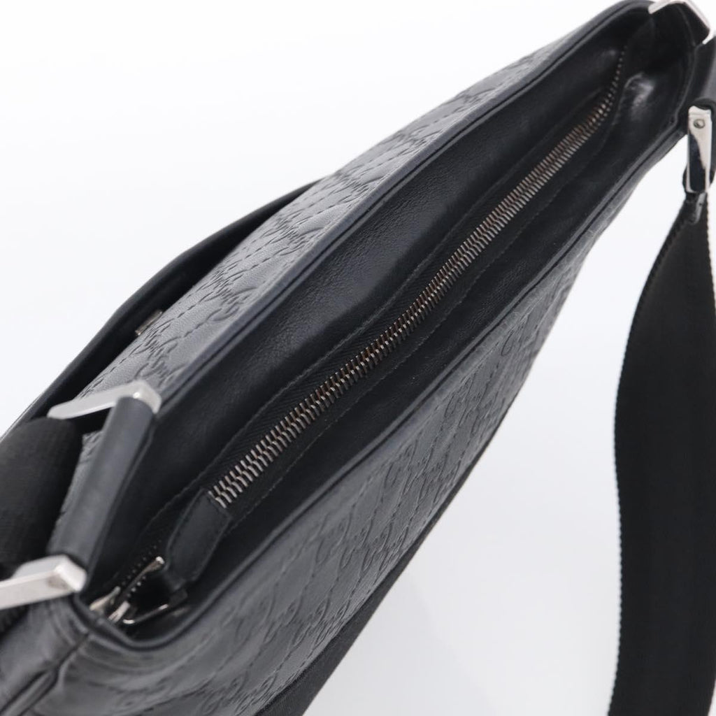 GUCCI GuccissimaGG Shoulder Bag Leather Black Silver 161822 Auth bs37902