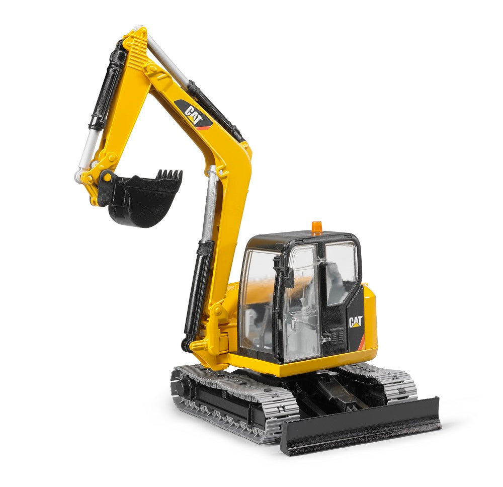 Bruder 02457 Cat® Mini Excavator 18.10.10