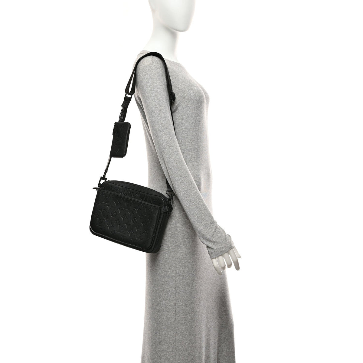 Calfskin Monogram Shadow Trio Messenger Black