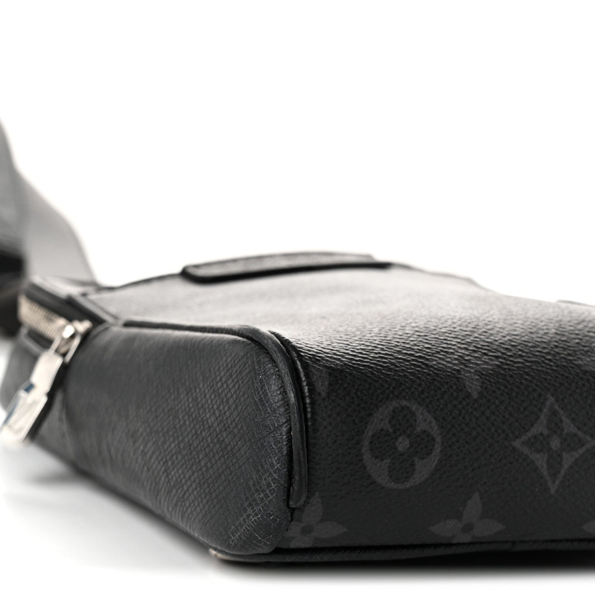 Taigarama Outdoor Slingbag Black