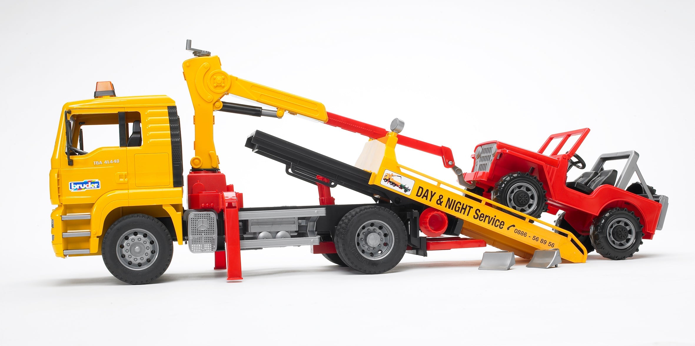 Bruder 02750 Man TGA Tow Truck with Off-Road Vehicle 20.12.8