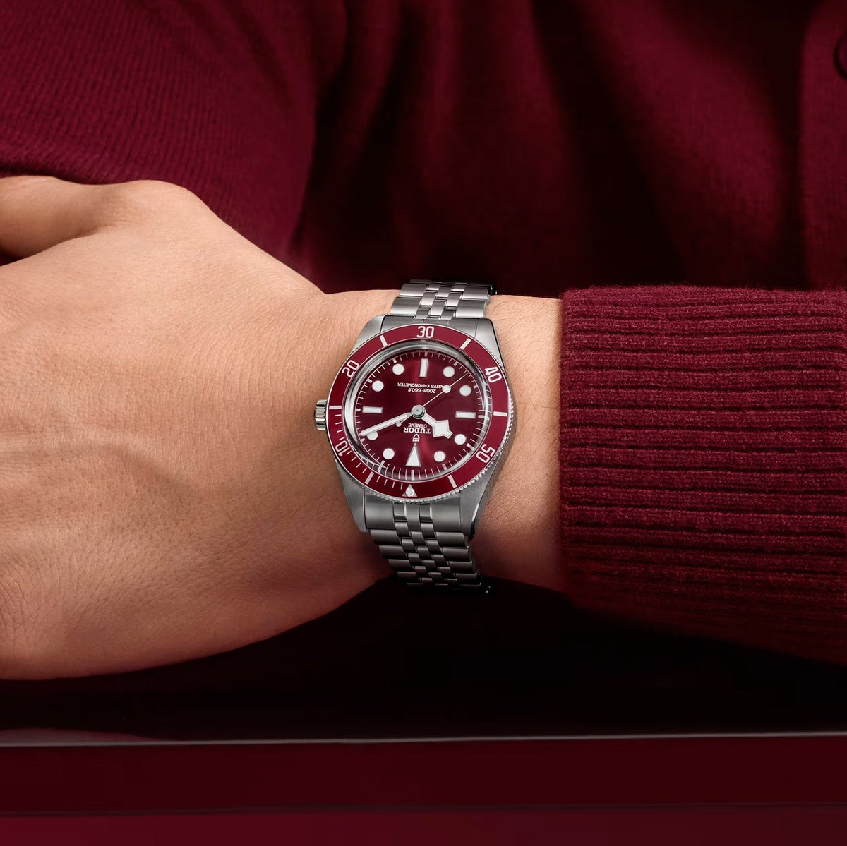 Black Bay 58 39mm - Burgundy on Bracelet