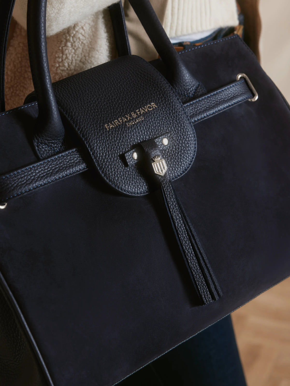 Windsor Handbag - Navy